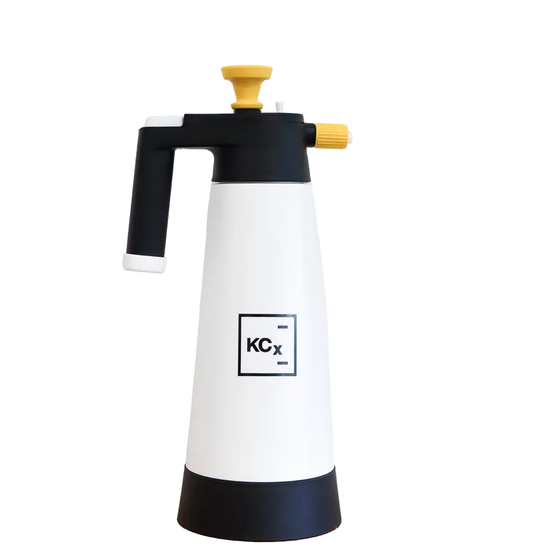 Koch Chemie Foampro 2L – Professional Foaming Sprayer For Neutral & Alkaline Solutions 1