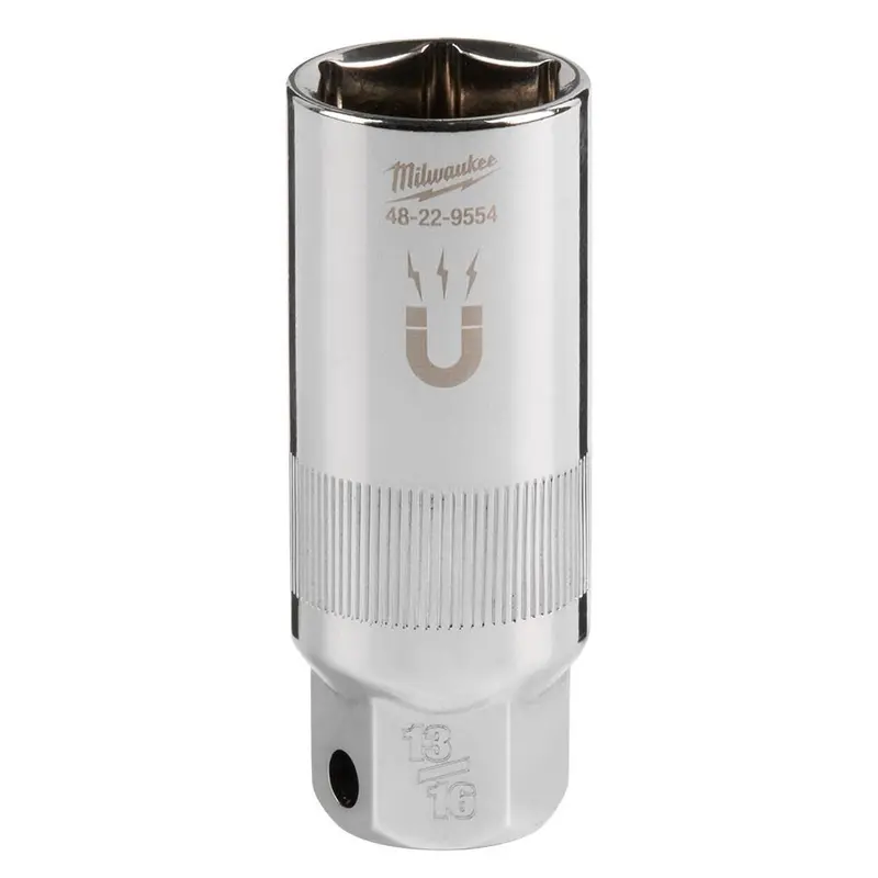 Milwaukee 5/8" Magnetic Spark Plug Socket (48-22-9554) 1